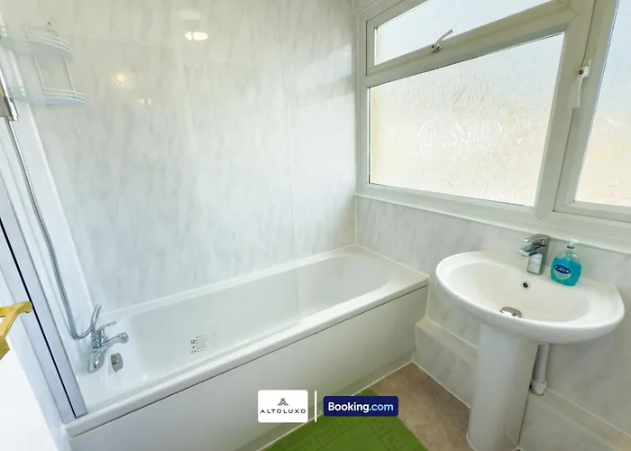 아파트 Orion's Place 3br House By Altoluxoexperience Short Lets & Serviced With Free Parking