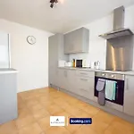 Orion's Place 3br House By Altoluxoexperience Short Lets & Serviced With Free Parking