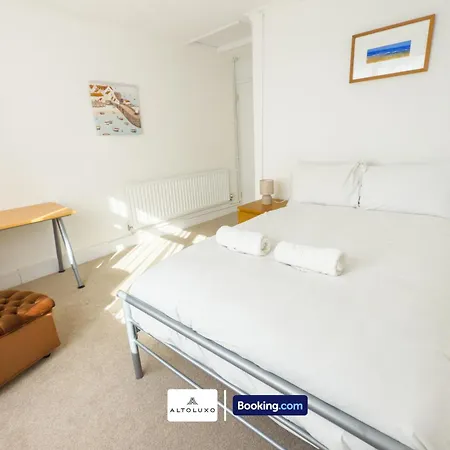 Apartment Orion's Place 3br House By Altoluxoexperience Short Lets & Serviced With Free Parking