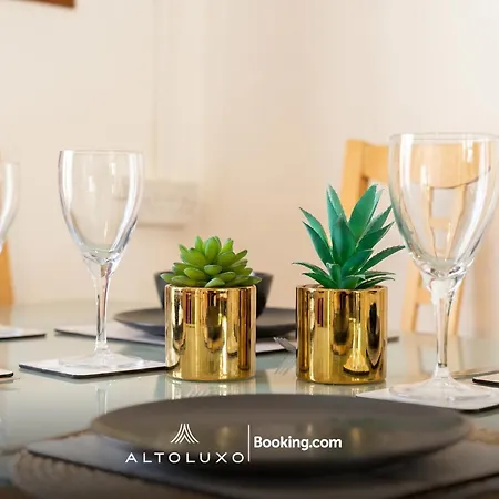 Orion's Place 3br House By Altoluxoexperience Short Lets & Serviced With Free Parking Apartment Bristol