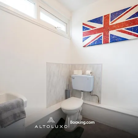 Apartment Orion's Place 3br House By Altoluxoexperience Short Lets & Serviced With Free Parking *