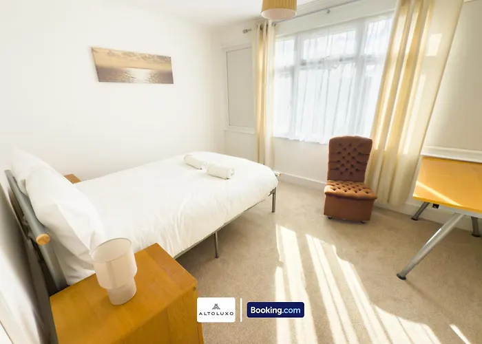 Orion's Place 3br House By Altoluxoexperience Short Lets & Serviced With Free Parking Apartment