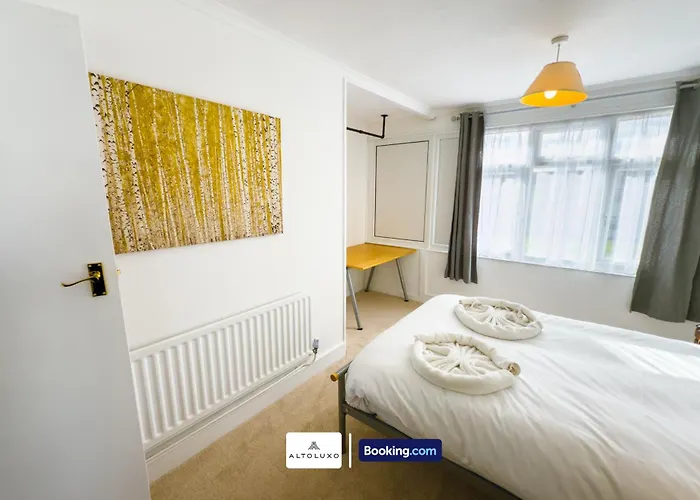 Orion's Place 3br House By Altoluxoexperience Short Lets & Serviced With Free Parking * Bristol